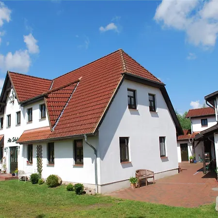 In Dargun Mit Schwimmbad *